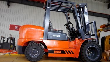 Diesel Power Material Handling Equipment Forklift CPC35 With Fork Size 1070*125*50