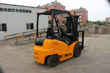 1070mm Fork Length 2.0 Ton Electric Warehouse Lifts With DC AC Drive System