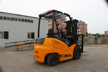 1070mm Fork Length 2.0 Ton Electric Warehouse Lifts With DC AC Drive System