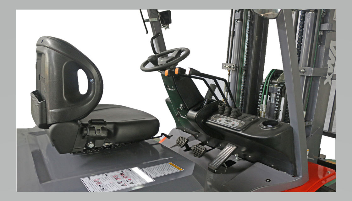 Diesel Stand Up Automated Forklift Trucks 4 Ton With C490 Engine For Warehouse